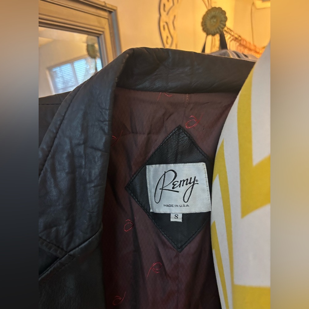Vintage Remy Leather Black Jacket😎 - Picture 8 of 8